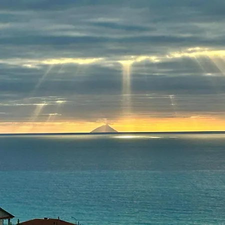 Incanto - Relax Sea View Bed & Breakfast